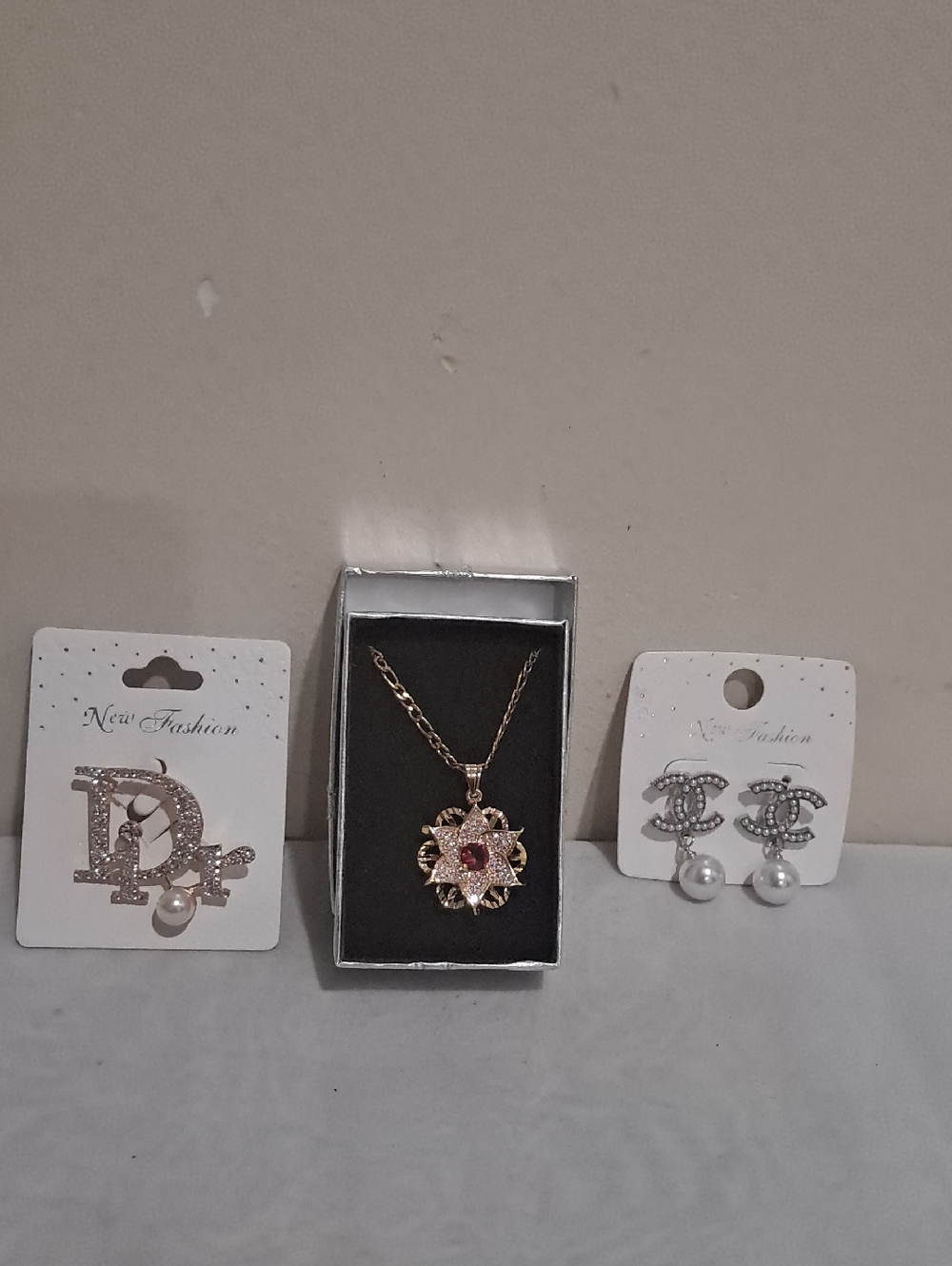 Gold-Tone Sunburst  Necklace with Red Center Plus Earring & Pendant